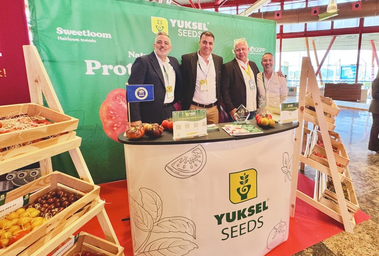 Yuksel Seeds showcases the value of the Heirloom Tomatoes in Tomate Congress
